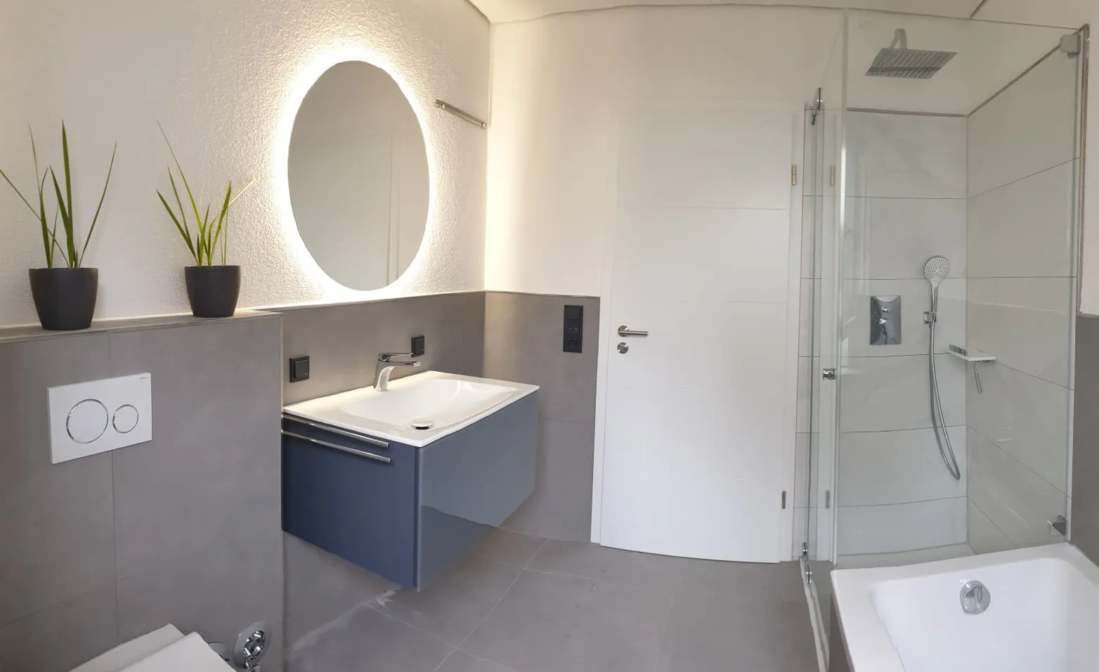 Saniertes Gäste-WC in Heilbronn mit kompakter, hochwertiger Ausstattung